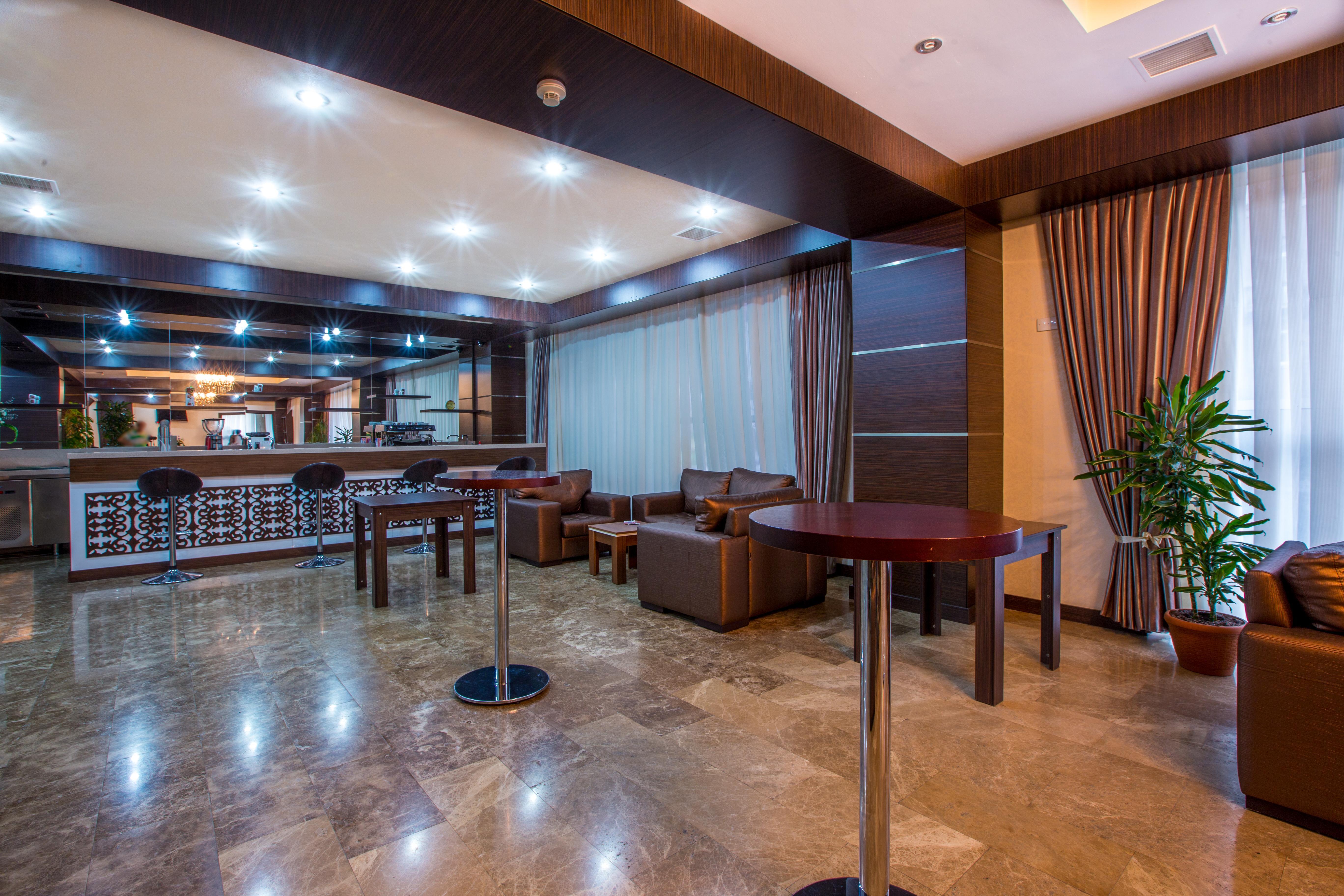 Mont Inn Hotel Баку Екстериор снимка