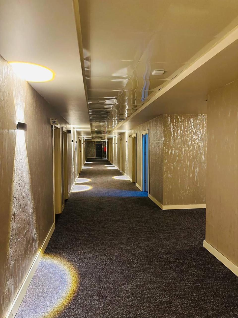 Mont Inn Hotel Баку Екстериор снимка