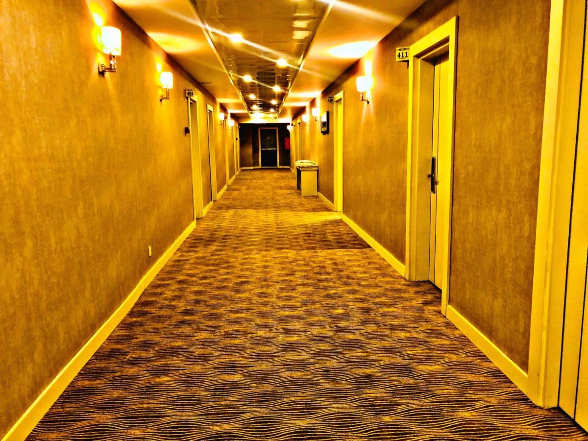 Mont Inn Hotel Баку Екстериор снимка