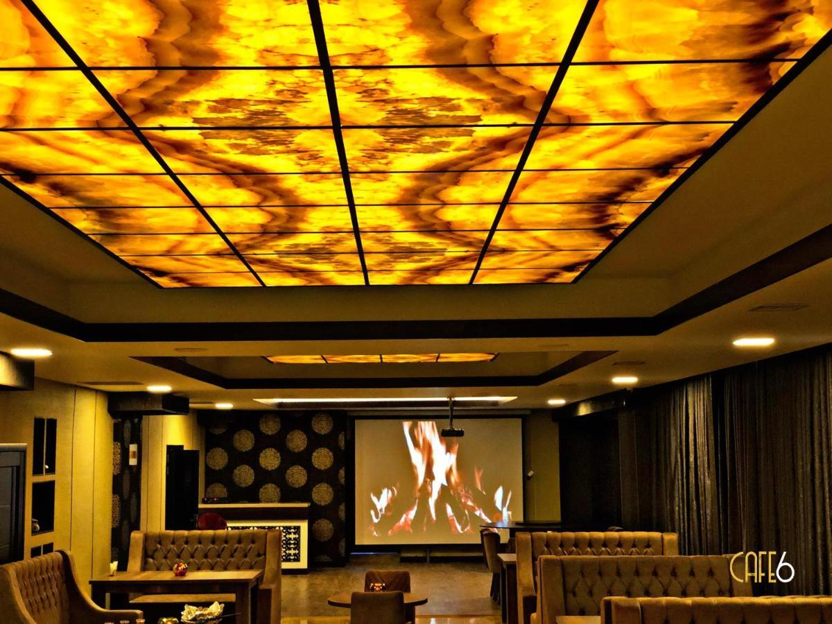 Mont Inn Hotel Баку Екстериор снимка